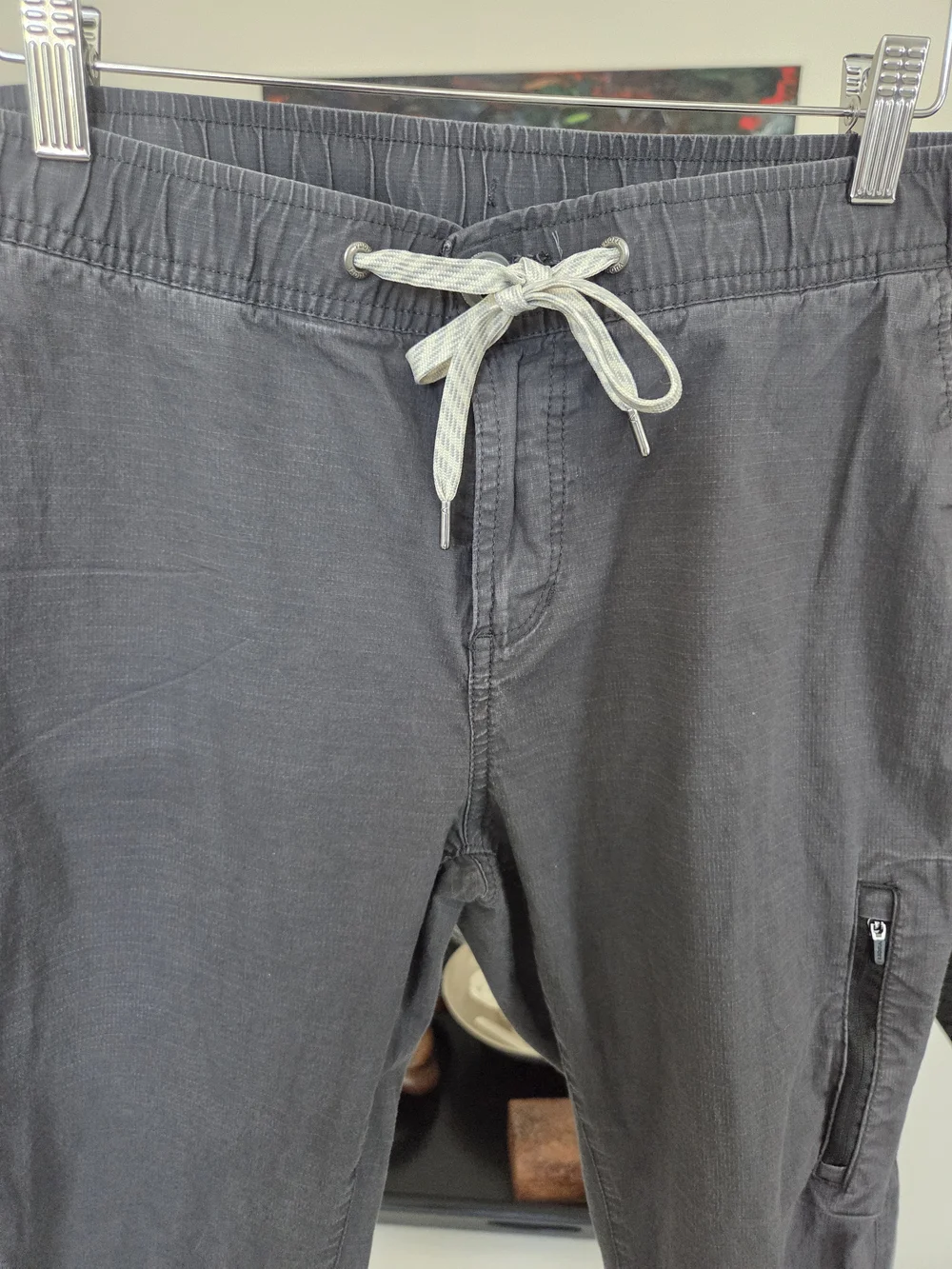 Vuori Women's Ripstop Pants Five-Pocket Design in Charcoal Grey, Size Large - Picture 5 of 10